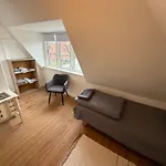 Cozy Vintage Apartment
