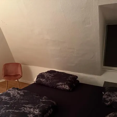 Hel Aendre Men Hyggelig